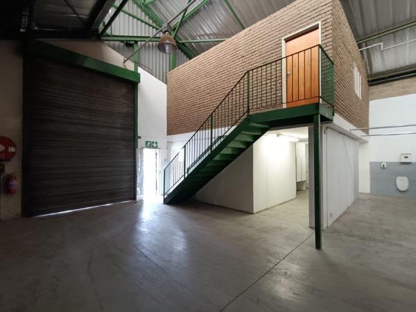 398  m² Industrial space