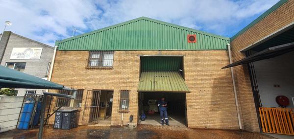 440  m² Industrial space