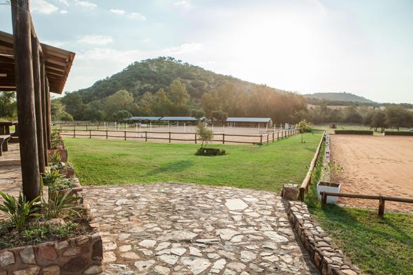 770 m² Land