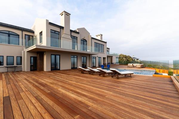 6 Bedroom House