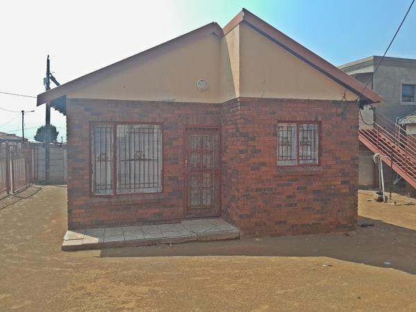 2 Bedroom House