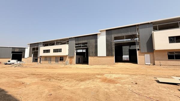 565  m² Industrial space