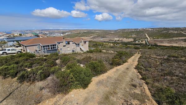 922 m² Land