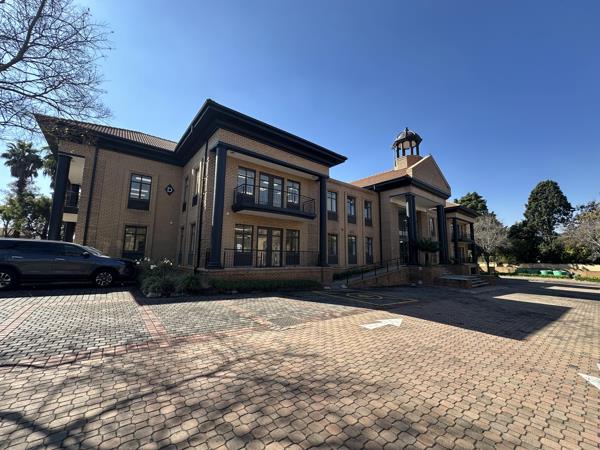 1 836  m² Commercial space