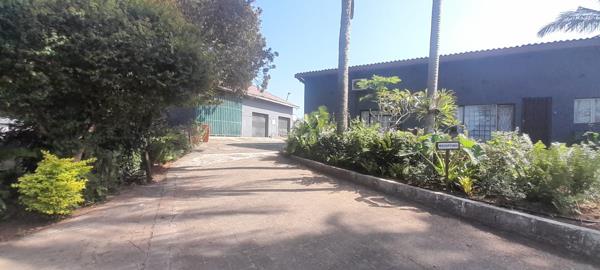 3 765  m² Commercial space