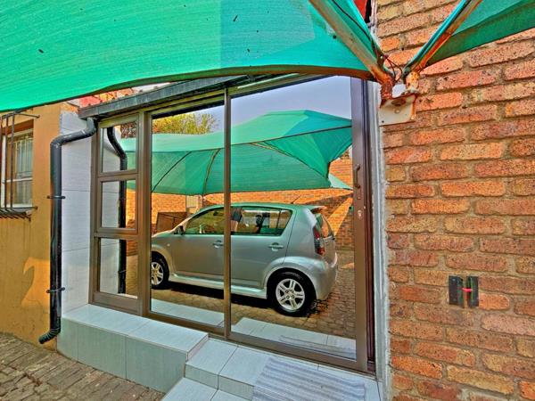 2 Bedroom Townhouse