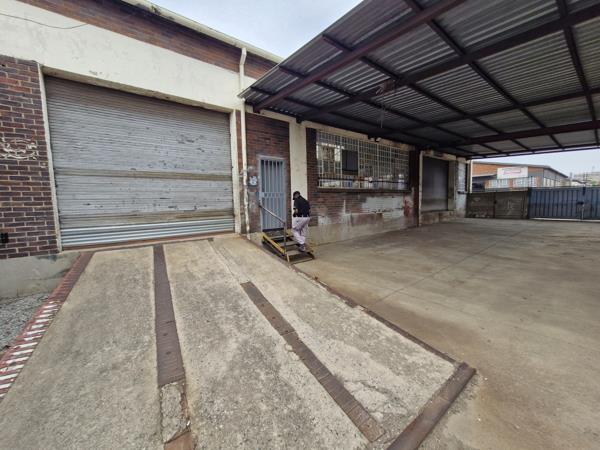 1 554  m² Industrial space