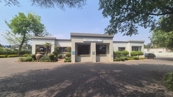 89  m² Commercial space