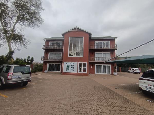 81  m² Commercial space