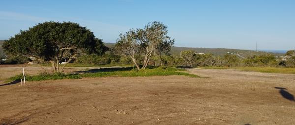 708 m² Land