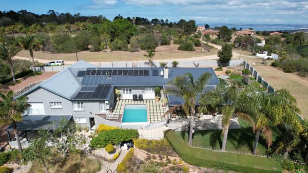 6 Bedroom House