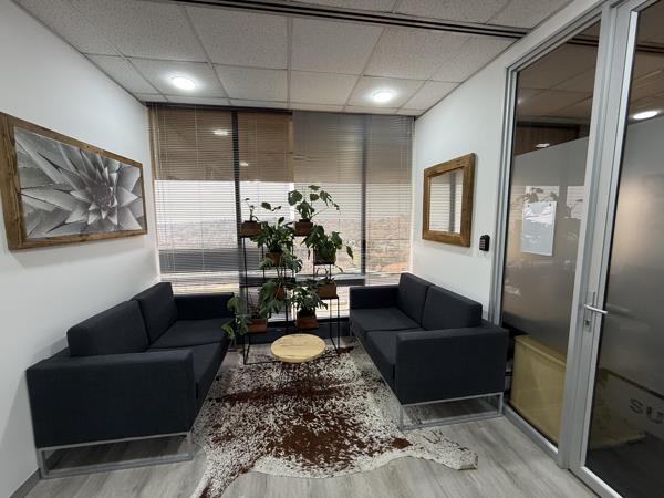 25.4 m² Commercial space