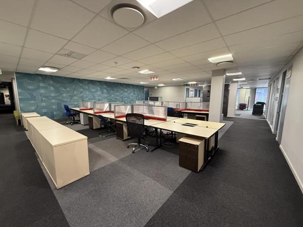 1 681  m² Commercial space