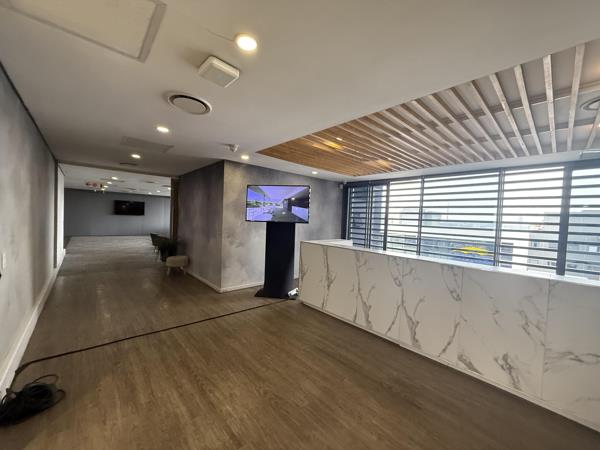 1 454  m² Commercial space