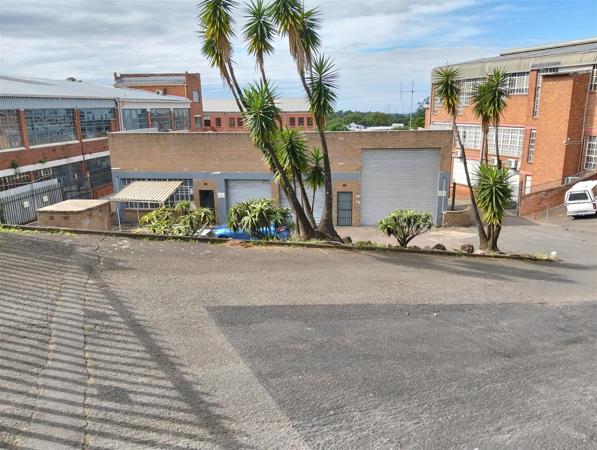 400  m² Industrial space