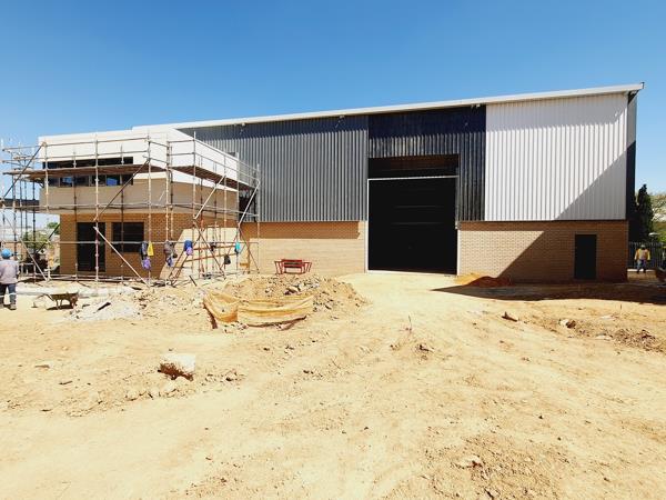 465.7  m² Industrial space