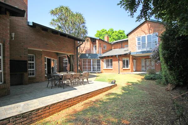 5 Bedroom House