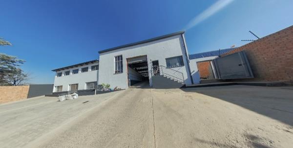 530  m² Office Space