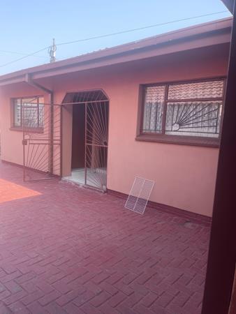 1 Bedroom House