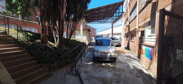 170  m² Industrial space