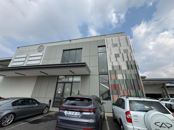 48  m² Commercial space