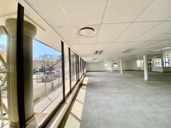 844 m² Office Space