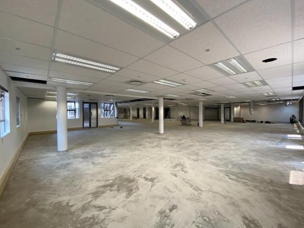 844 m² Office Space