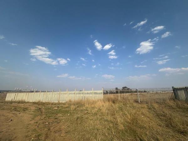 38 520  m² Industrial space