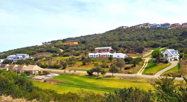 585 m² Land