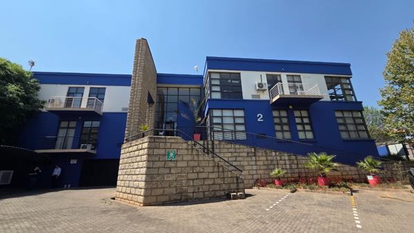 150  m² Commercial space