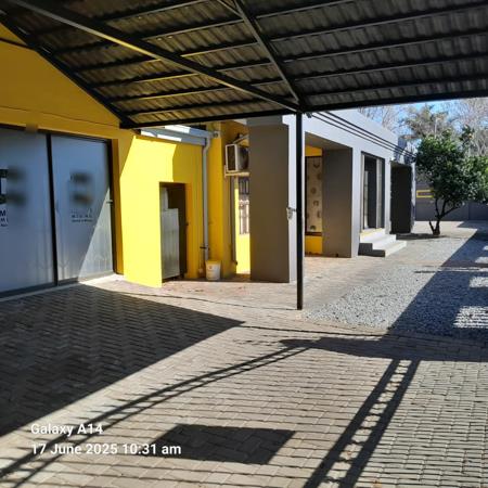 170 m² Commercial space