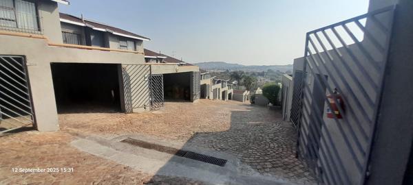 3 Bedroom Townhouse