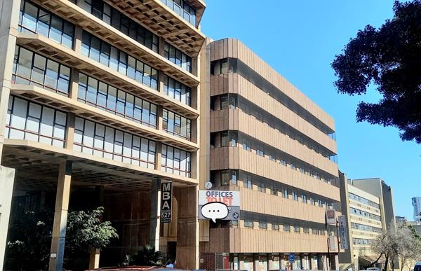 275  m² Office Space