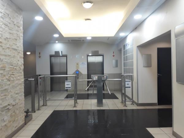 581  m² Office Space