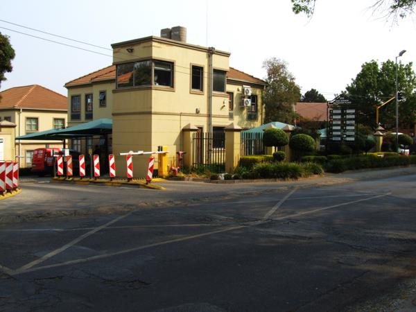 232  m² Commercial space