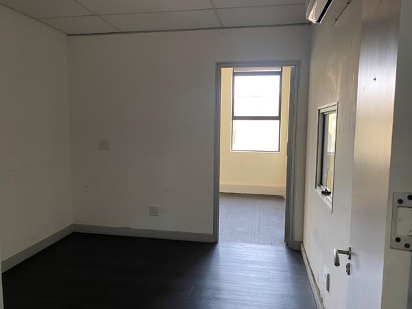 88  m² Commercial space