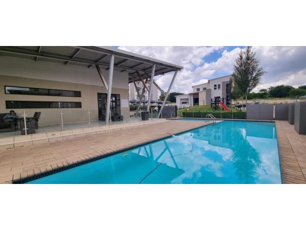 1 Bedroom Apartment in Broadacres