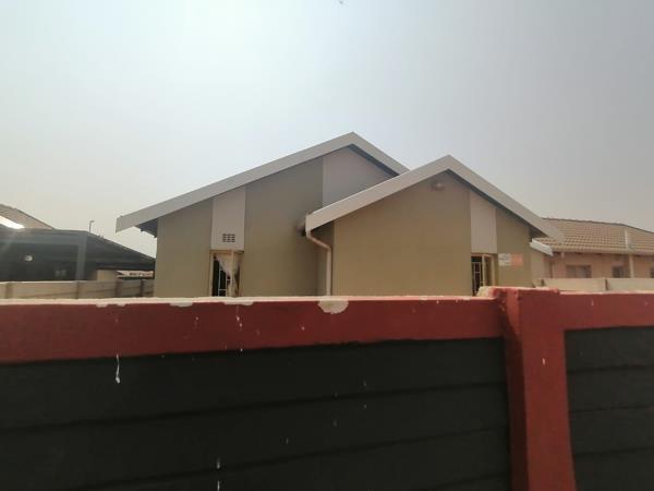 2 Bedroom House