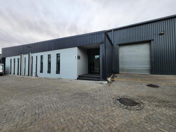 589  m² Industrial space
