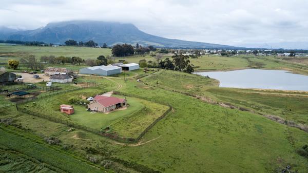 569 ha Farm