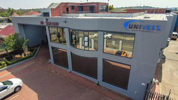 1 982 m² Commercial space