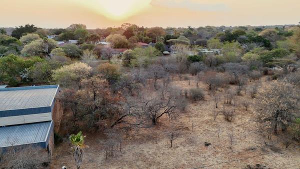6 430 m² Land