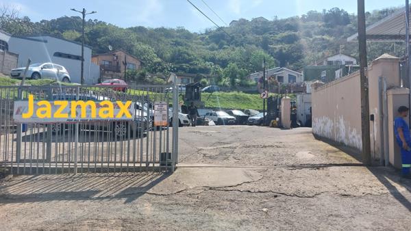 966  m² Industrial space