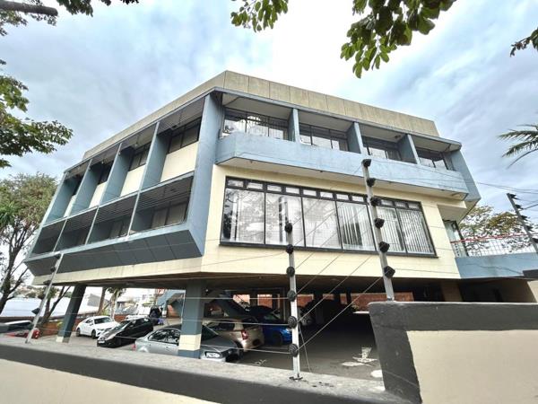 112  m² Office Space