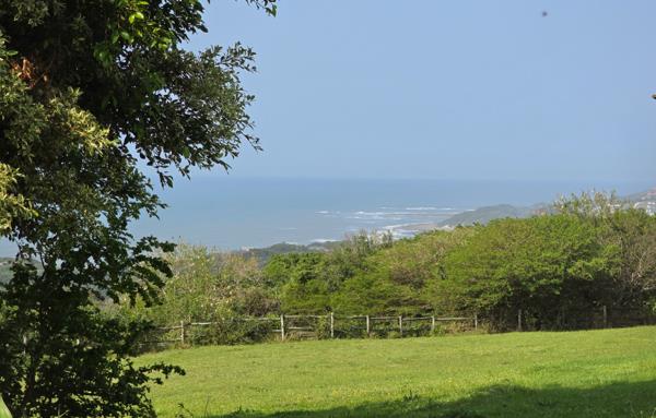 823 m² Land