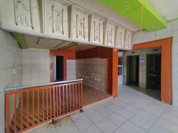 120  m² Commercial space