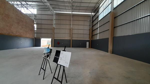 895  m² Industrial space