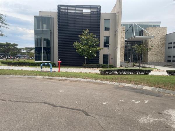 6 059  m² Office Space