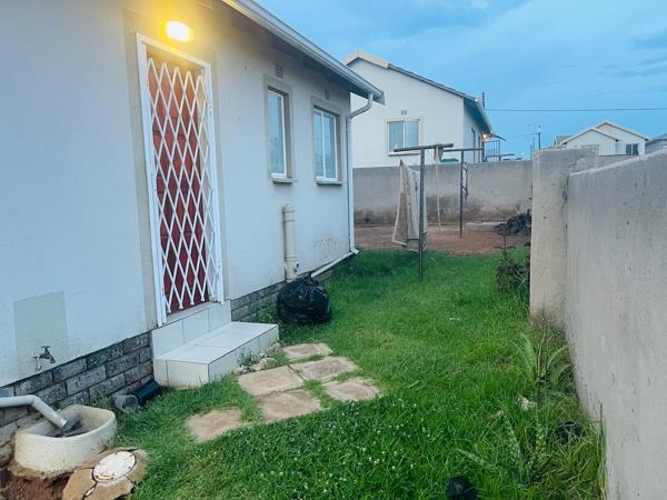 2 Bedroom House