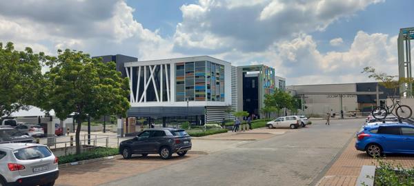 412 m² Commercial space